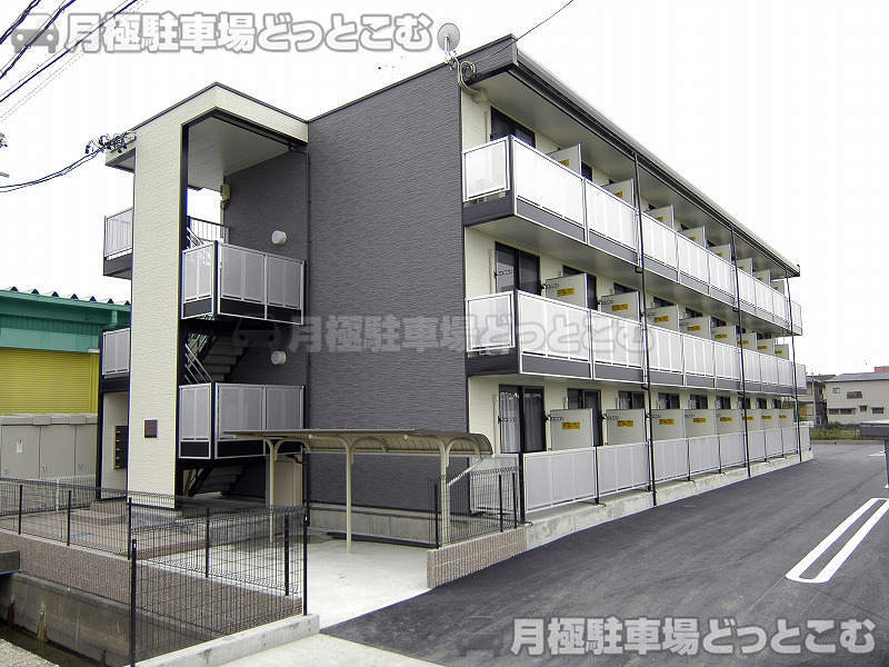 磐田市中泉804－1の月極駐車場1