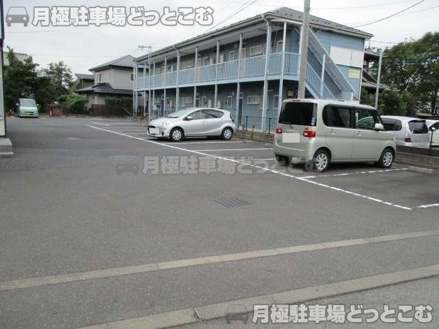相模原市南区下溝1306－5の月極駐車場2