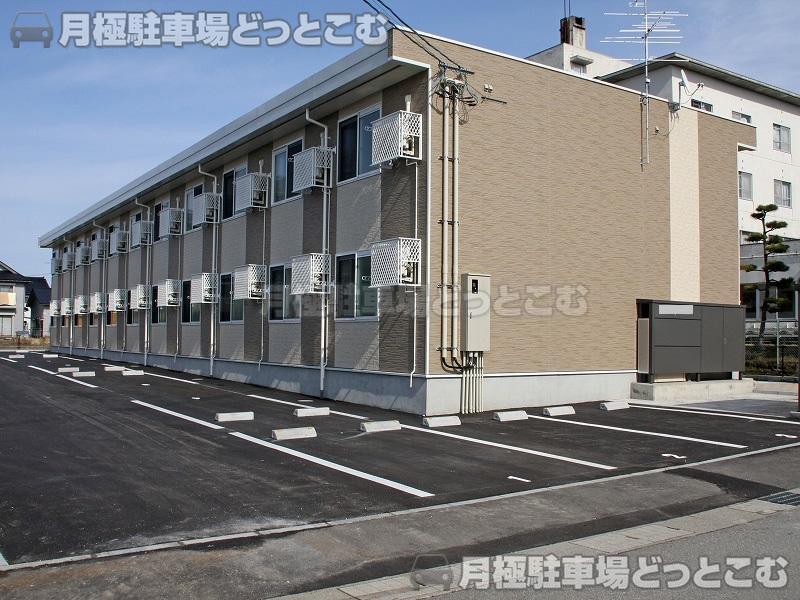 黒部市三日市4048－1の月極駐車場1