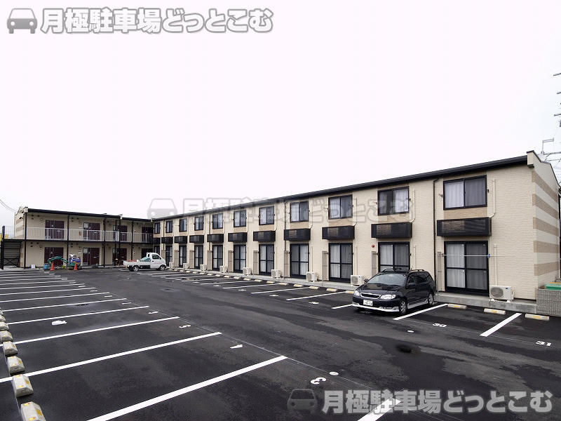 岩出市溝川187－1の月極駐車場1