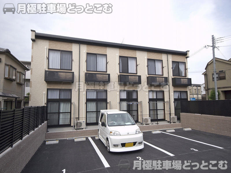 枚方市津田西町2－9－15の月極駐車場1