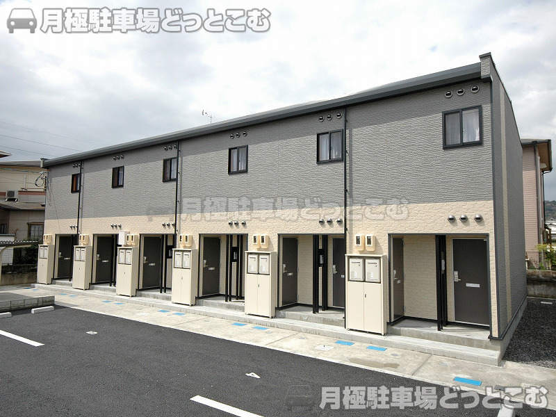 さぬき市志度2350－1の月極駐車場1