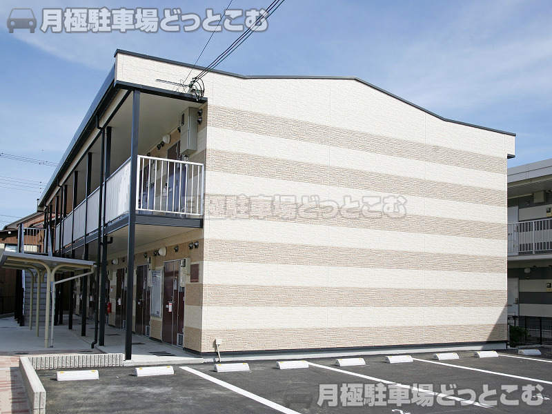 高砂市高砂町藍屋町1424－1の月極駐車場1