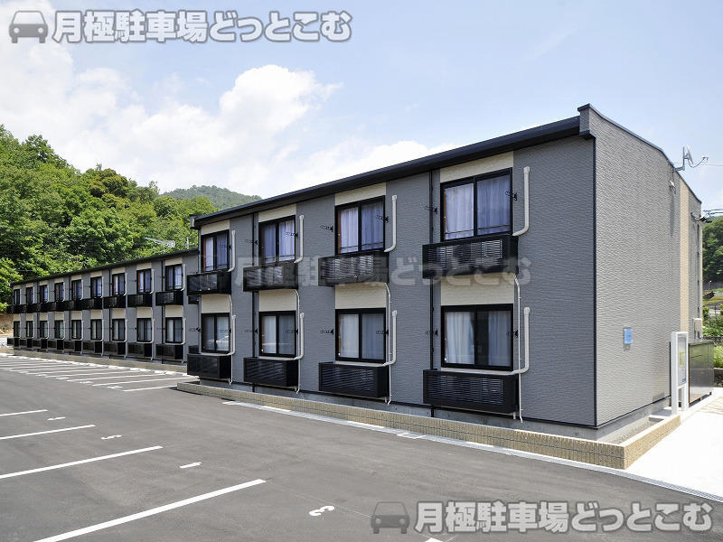 広島市安佐北区可部東4－25－9の月極駐車場1