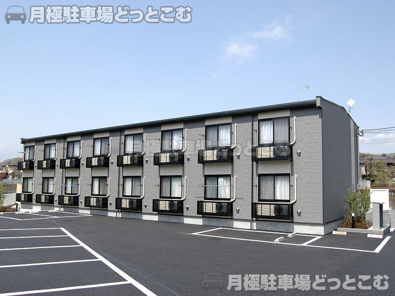 八王子市石川町164－1の月極駐車場1