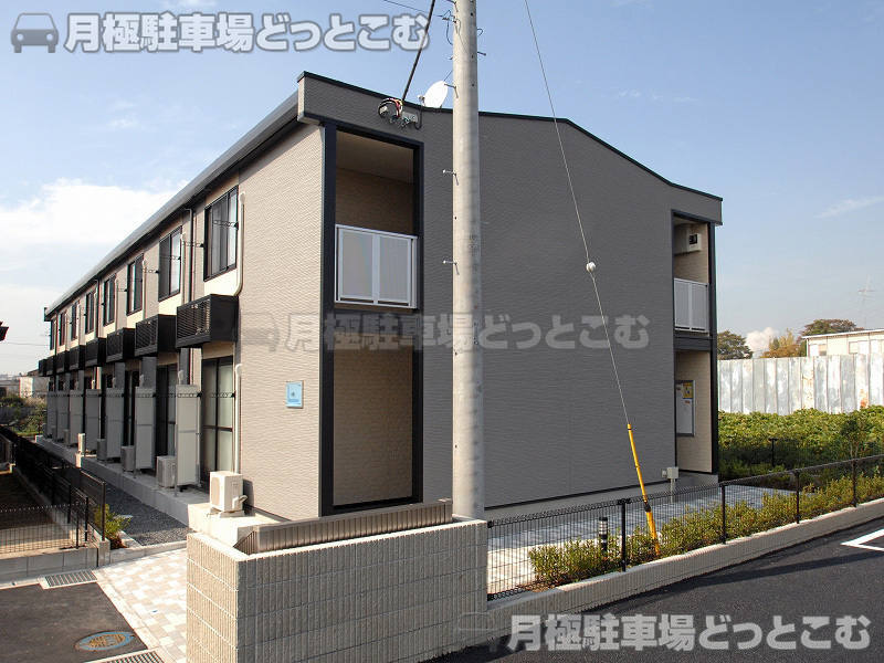 千葉市中央区塩田町267－1の月極駐車場1