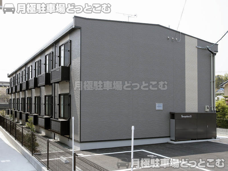 鹿島市高津原176－3の月極駐車場2