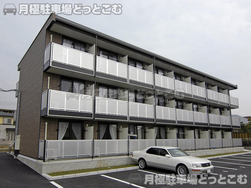 沼津市西沢田409－2の月極駐車場1