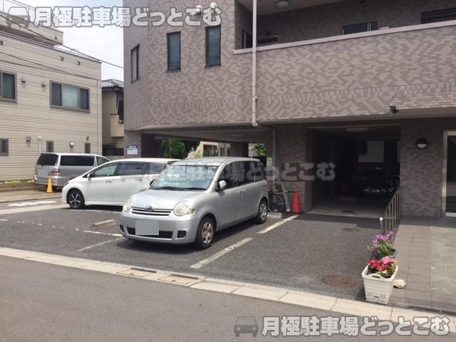足立区梅島2丁目937-14,15,18,19の月極駐車場3