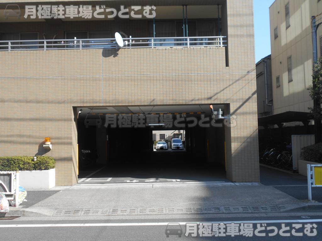 墨田区石原2-26-8の月極駐車場1