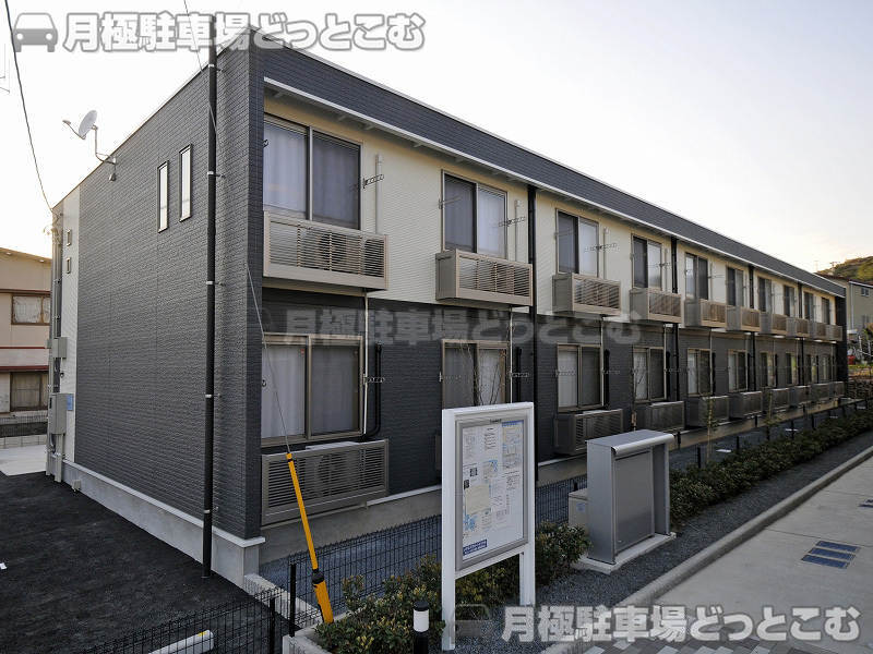 高知市佐々木町4－1の月極駐車場2