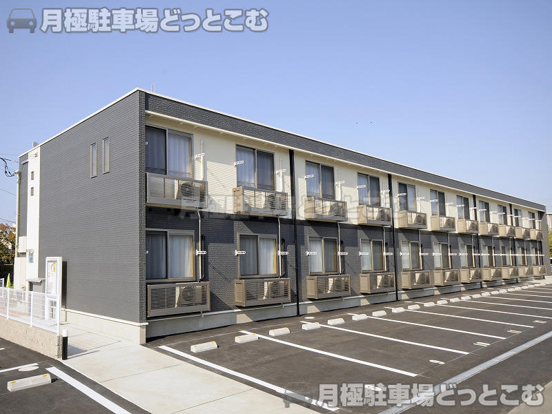 新居浜市新田町2－1－39の月極駐車場1