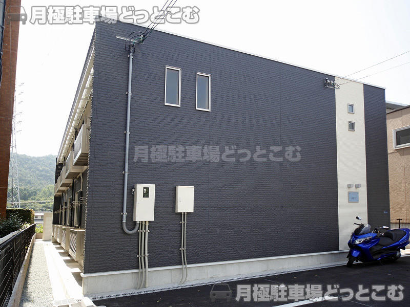 姫路市西今宿2－1－17の月極駐車場1