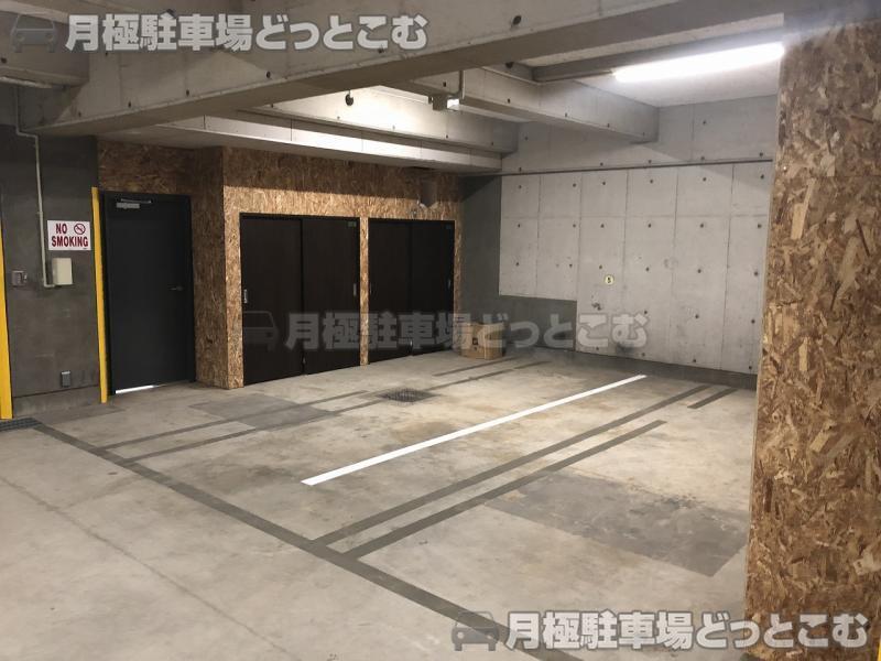 多摩市豊ヶ丘1-62-2の月極駐車場3