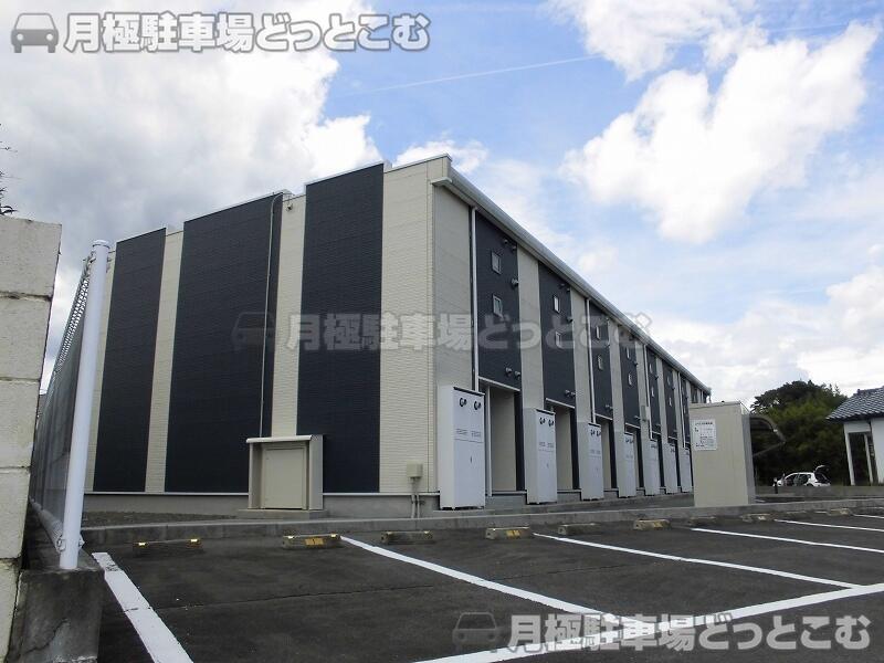 相馬市中村泉町12－3の月極駐車場1