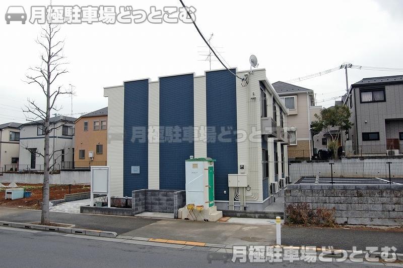 町田市大蔵町3502－1の月極駐車場1