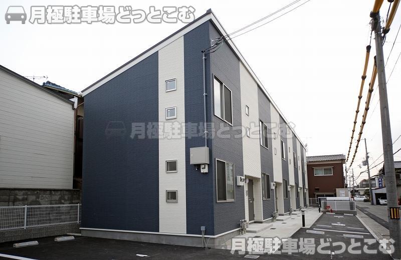 姫路市飾磨区中野田4－21－1の月極駐車場1