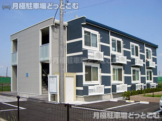吉川市美南2－15－5の月極駐車場2