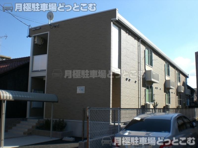 名古屋市南区中割町4－106の月極駐車場1