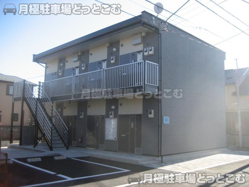 小金井市中町2－2－8の月極駐車場1