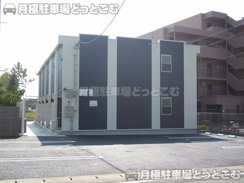 安城市明治本町14－12の月極駐車場2