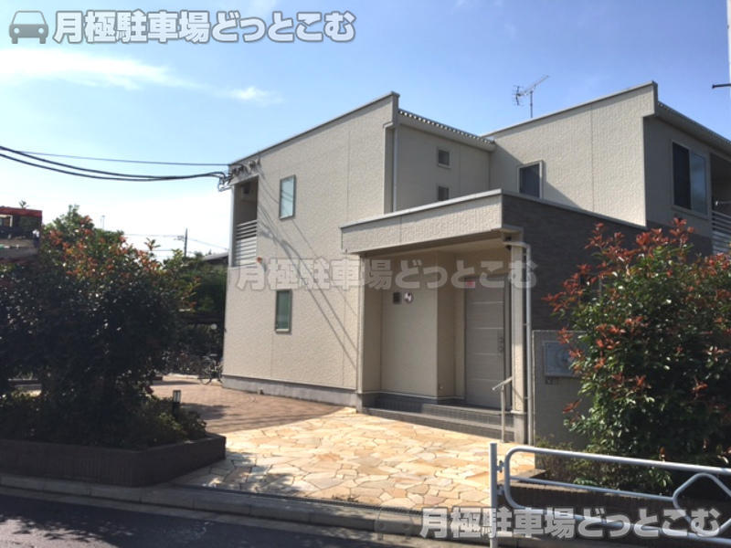 立川市錦町5－9－23の月極駐車場1