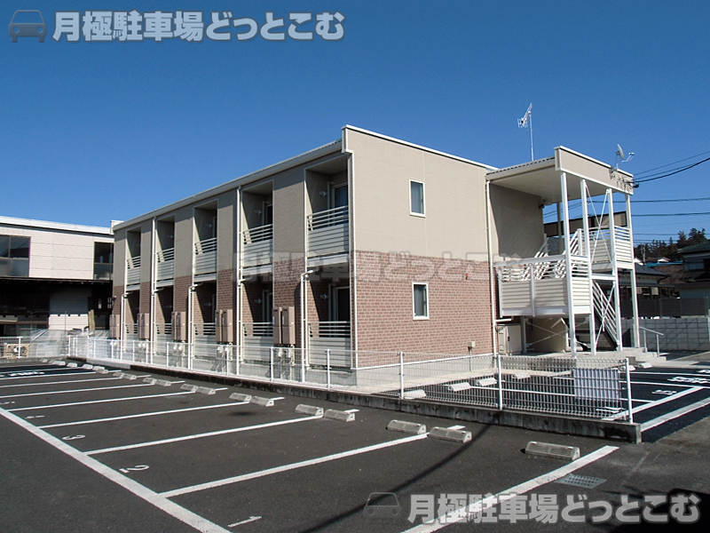 海老名市杉久保北2－11－15の月極駐車場1