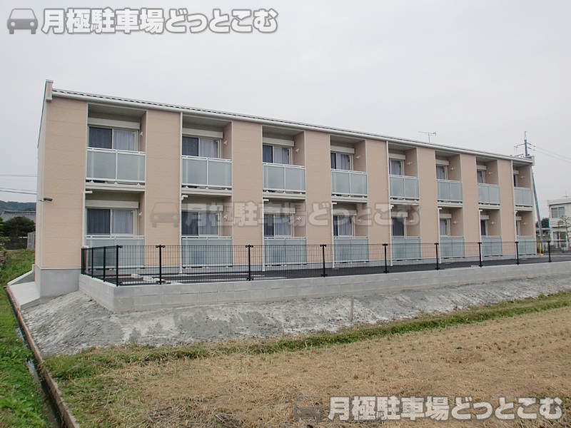 下関市王司本町5－3－49の月極駐車場1