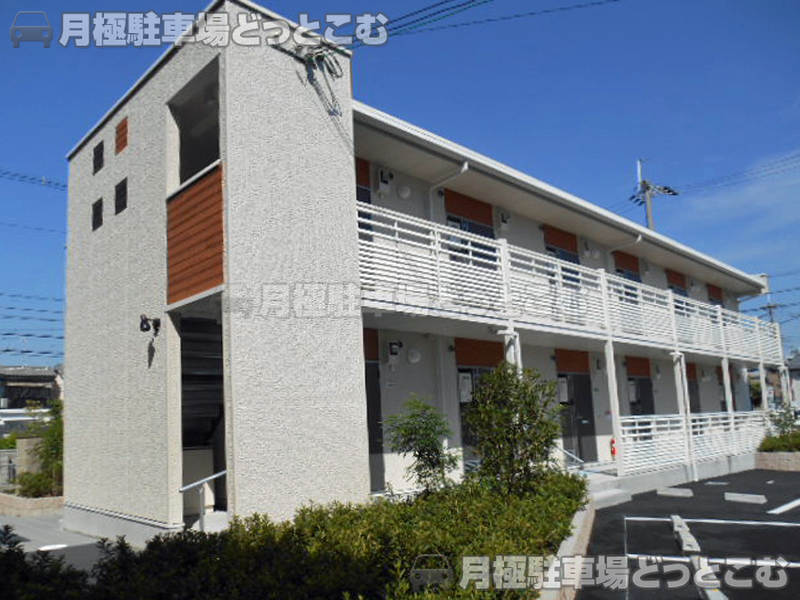 八尾市美園町4－107の月極駐車場1