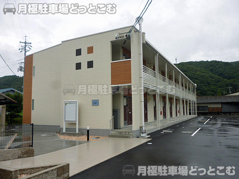 井原市上出部町40－1の月極駐車場1