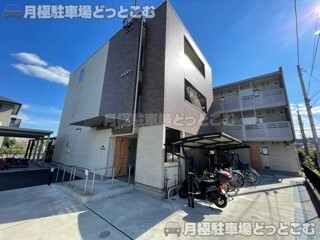 所沢市上安松1205－1の月極駐車場1