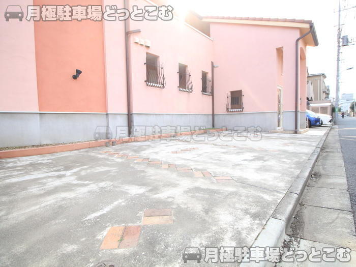 練馬区関町北4-19-14の月極駐車場2