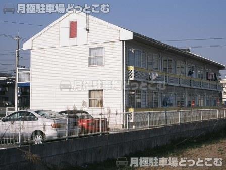 姫路市飾磨区城南町2－41の月極駐車場1