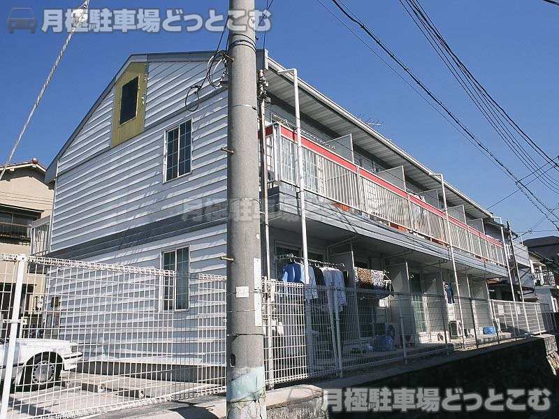 神戸市灘区天城通7－4－8の月極駐車場1