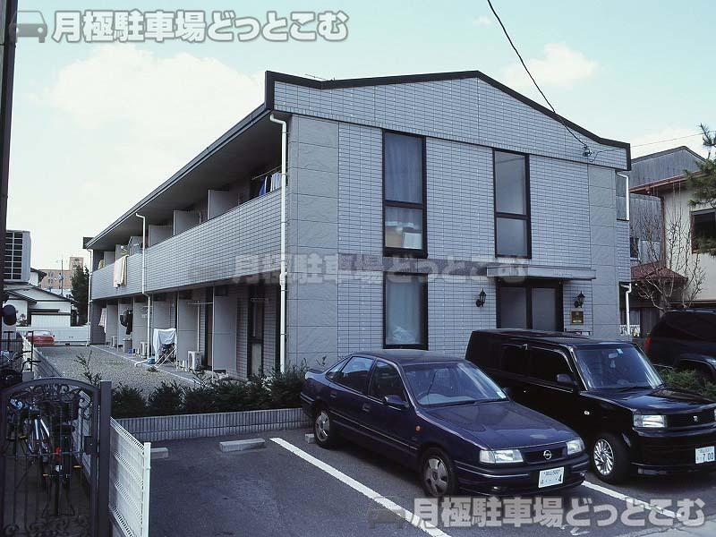 岡山市北区下中野319－104の月極駐車場1