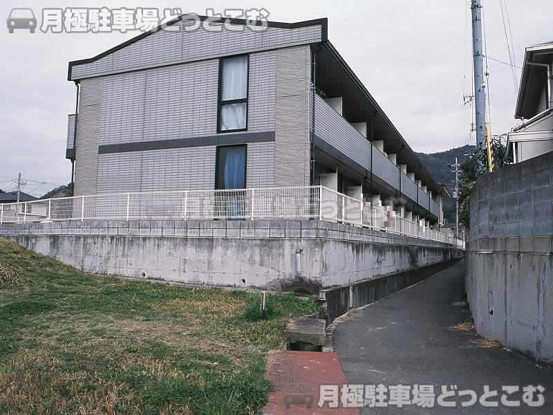 姫路市書写2459の月極駐車場2