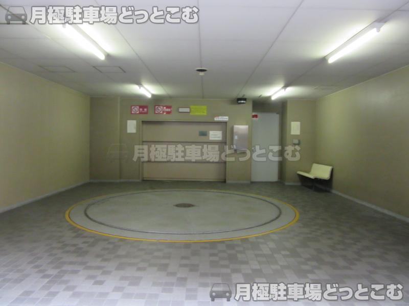 品川区西五反田8丁目3の月極駐車場1