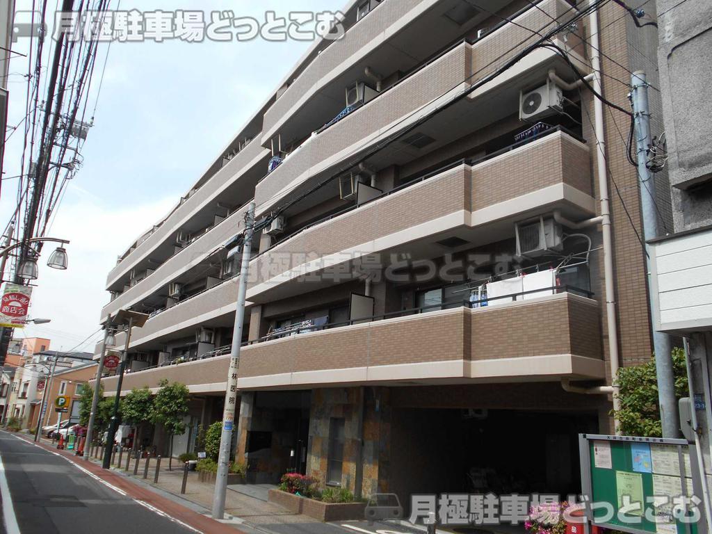 品川区東大井5-23-16の月極駐車場3