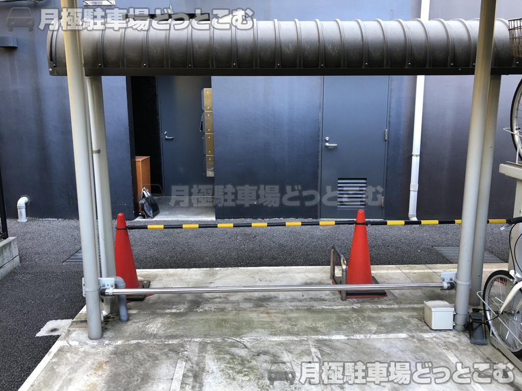 品川区戸越1-15-19の月極駐車場2
