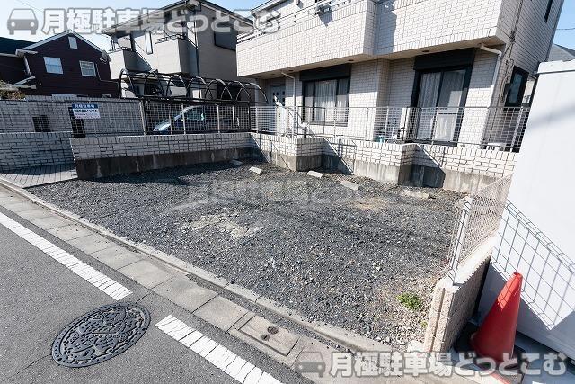 板橋区赤塚4丁目2-2の月極駐車場3