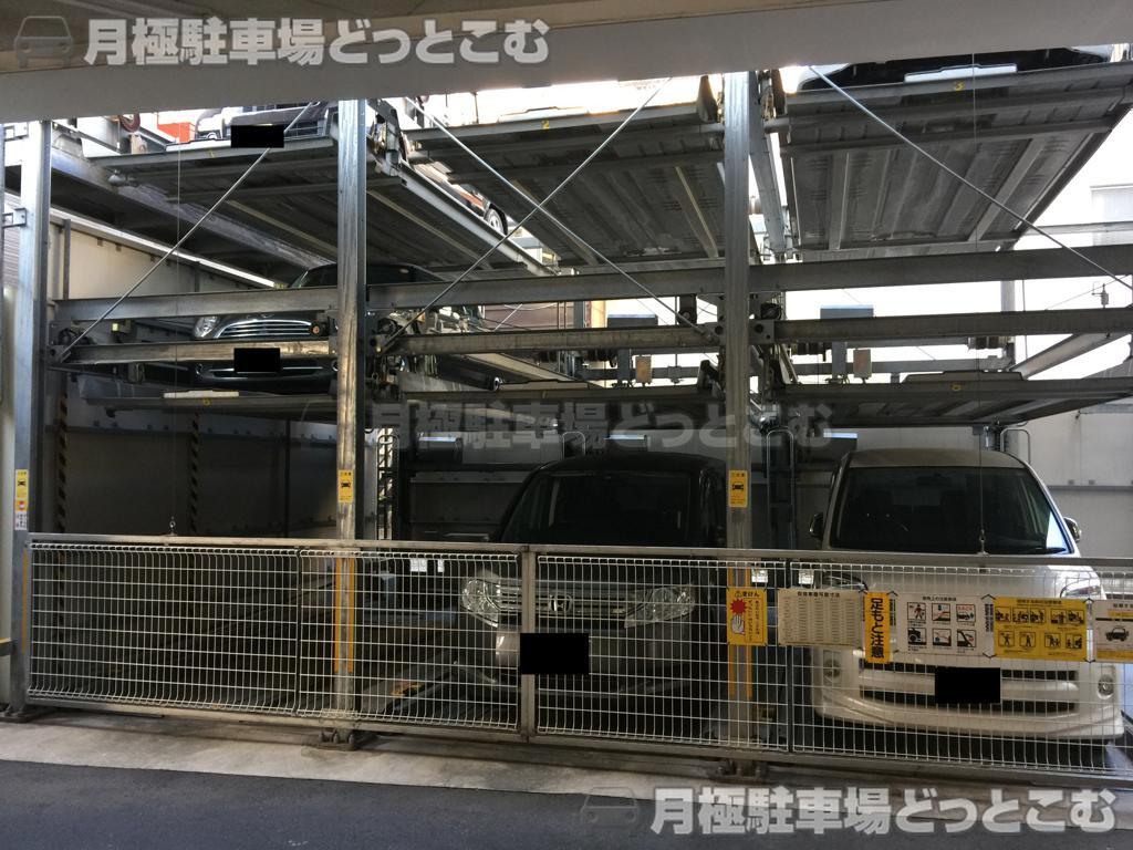 墨田区東向島3丁目38-4の月極駐車場4