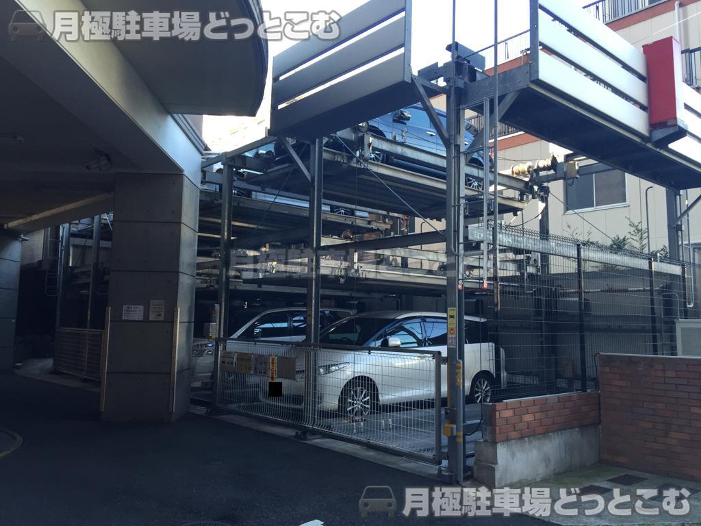 墨田区東向島3丁目38-4の月極駐車場2