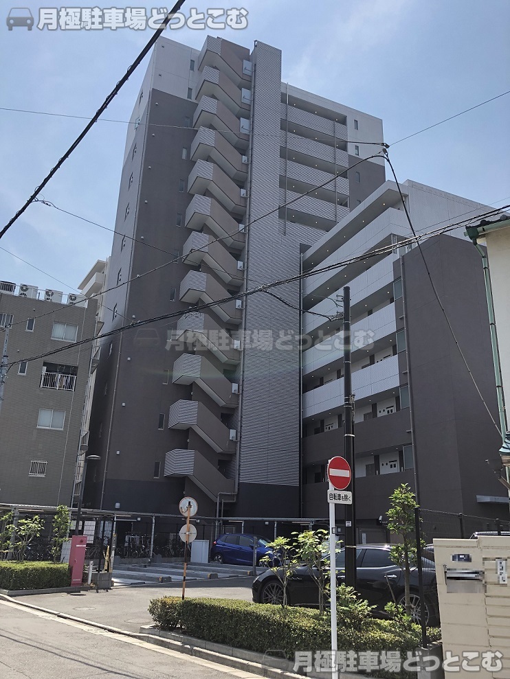 墨田区八広5丁目30－10の月極駐車場3