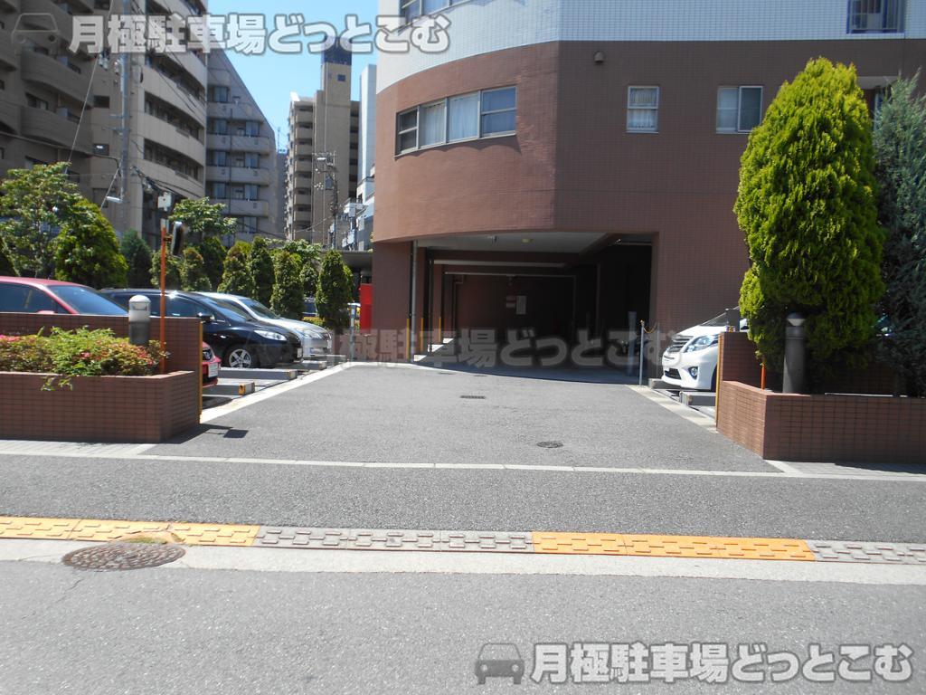 江戸川区東葛西5-12-12の月極駐車場2