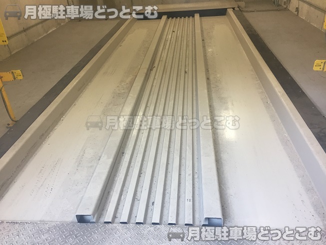 渋谷区千駄ヶ谷1-25-9の月極駐車場3