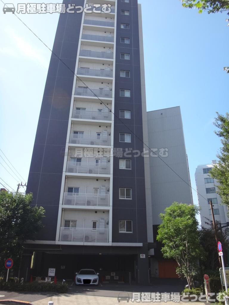 渋谷区幡ヶ谷1-34-5の月極駐車場1