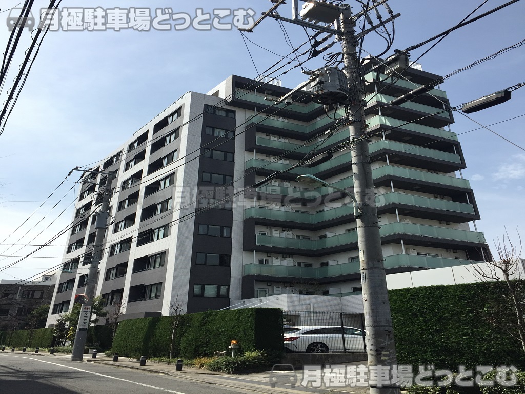 渋谷区恵比寿西2-14-7の月極駐車場1
