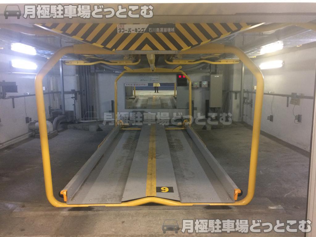 中央区銀座8-11-1の月極駐車場3