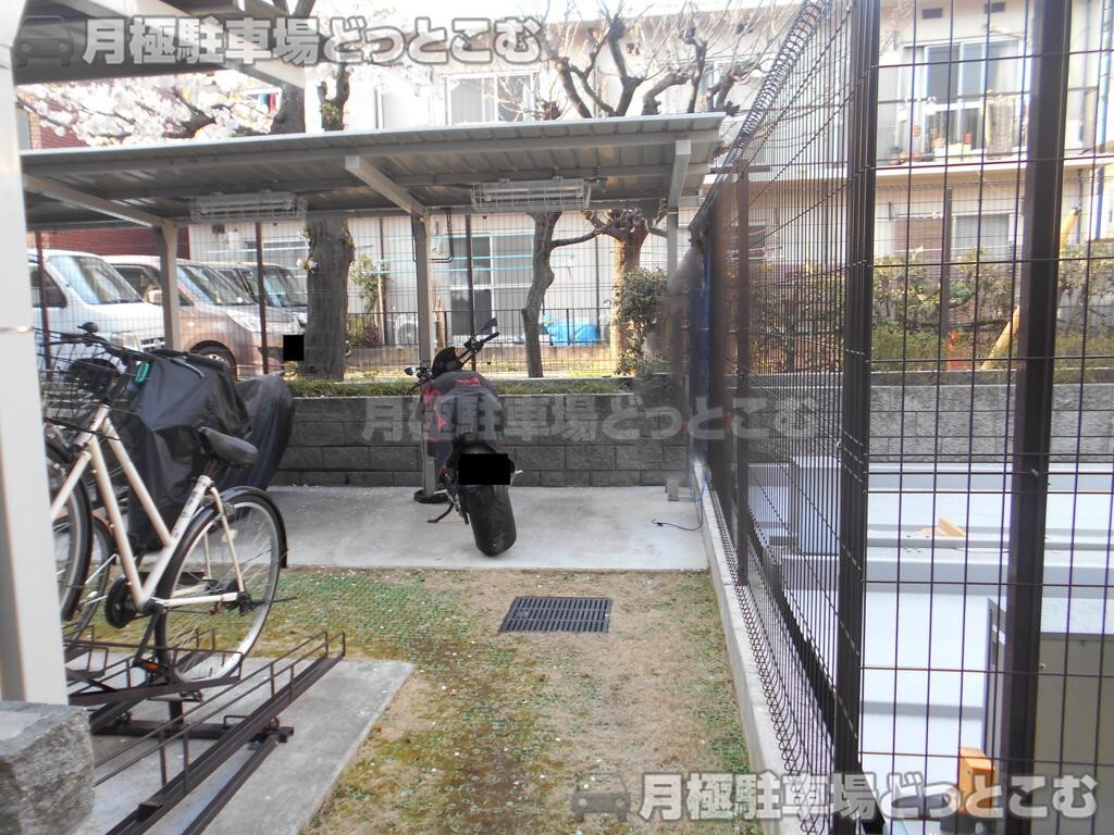 目黒区平町1-23-8の月極駐車場2