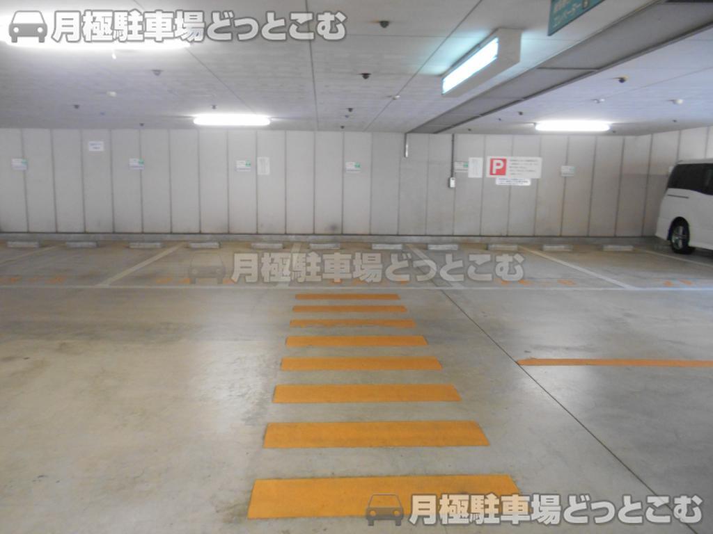 練馬区春日町5-31-2の月極駐車場3